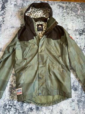 Burton Olive Green Jacket with Dark Brown Hood Yoke